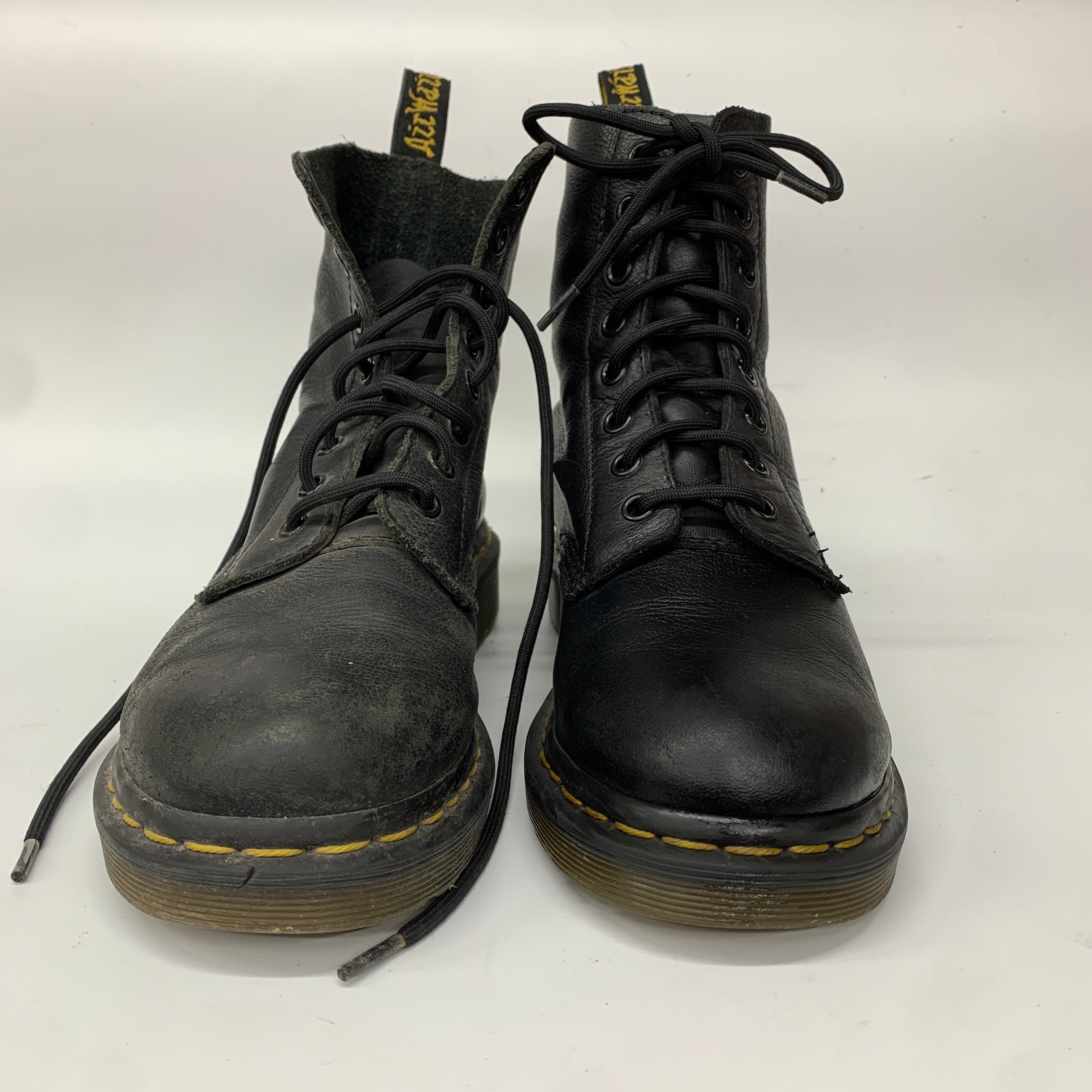 Dr-Martens-cleaned-and-easy-dye