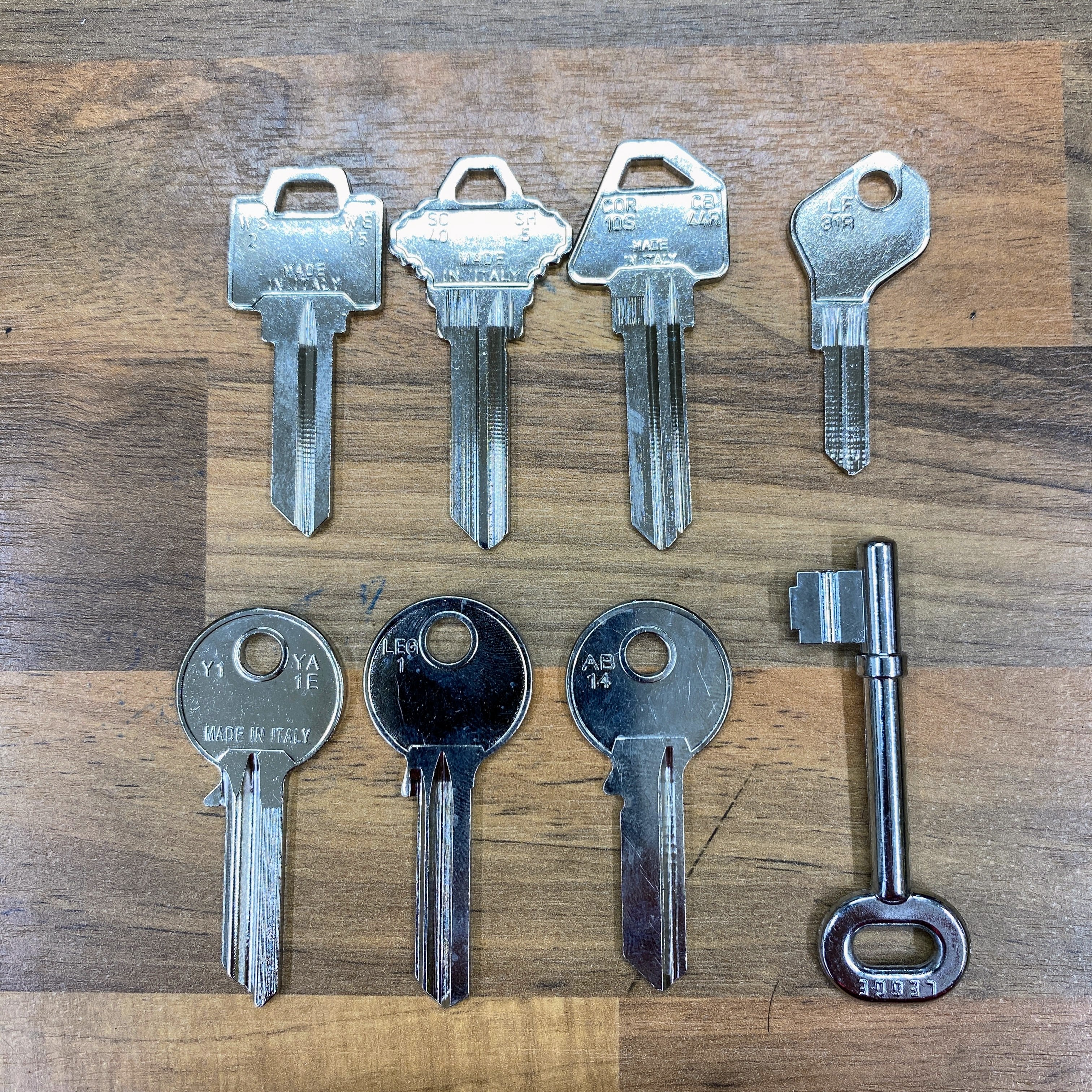 house-and-business-key-blanks-ready-for-making-copies
