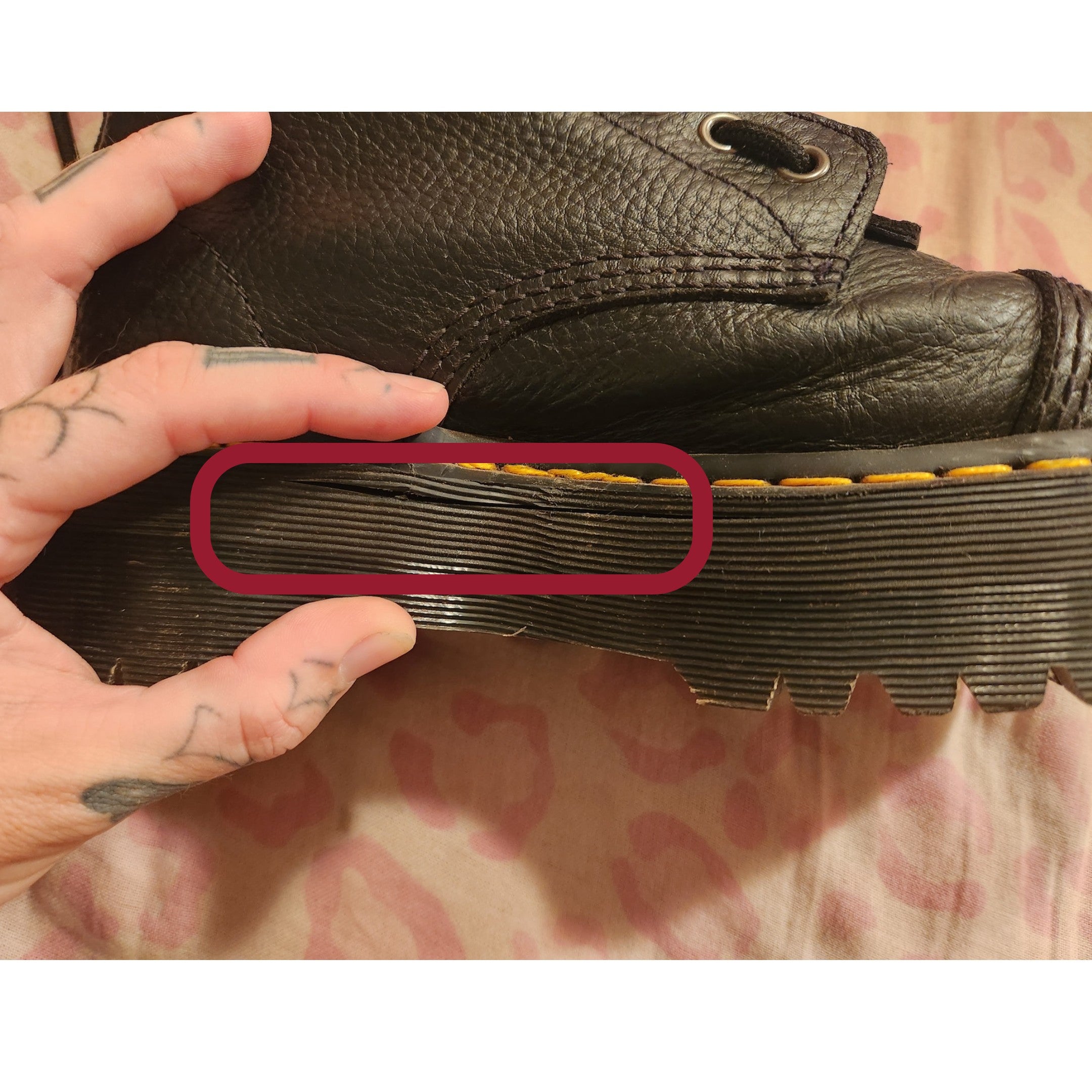 Doc martens 2025 sole split